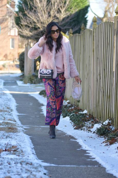 how to wear pinki fur in winter. pantone color 2018, purple, h7M purple pants, gap fur jacket, velvet cap, street style, fashion blogger, myriad musings