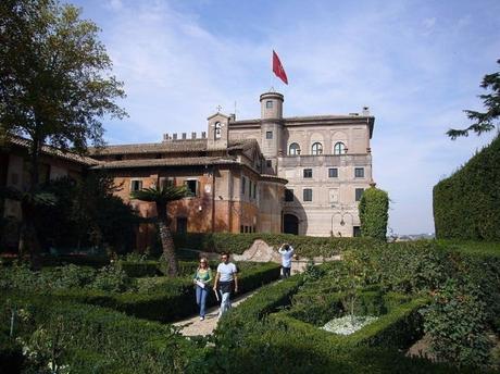 How to Visit The Only Country in the World Without Land: Arranging a Tour of the Sovereign Military Order of Malta How to Visit The Only Country in the World Without Land: Arranging a Tour of the Sovereign Military Order of Malta