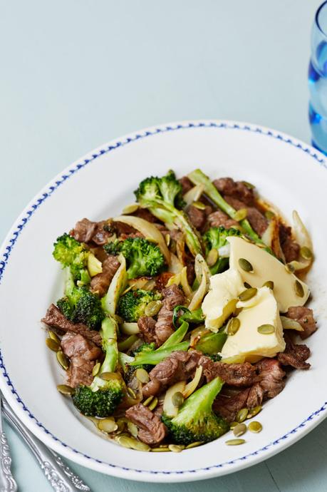 Keto steak and broccoli stir-fry