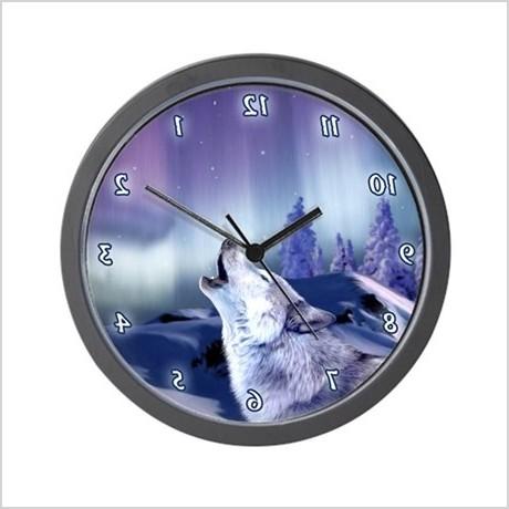 winter wolf wall clock 505154508