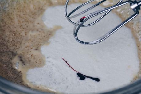 Eggless Red velvet cake with cream cheese frosting