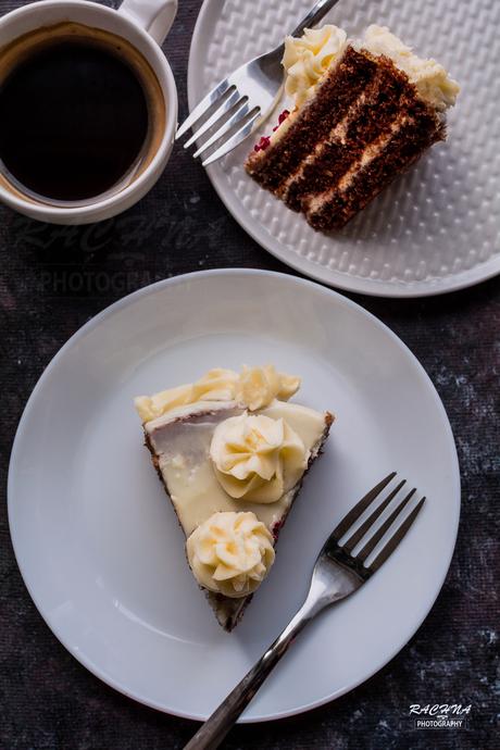 Eggless Red velvet cake with cream cheese frosting