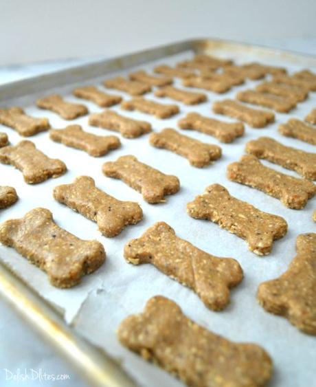 Oatmeal Peanut Butter & Blueberry Dog Treats