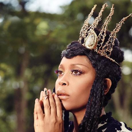Erykah Badu Says She Loves Bill Cosby & What He’s Done For The World