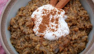 Steel Cut Gingrebread Oatmeal in the Crockpot (Dairy and Gluten Free)