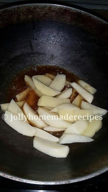 Jeera Ajwaini Aloo Recipe, How to make Ajwaini Jeera Aloo | Easy Potato Veggie