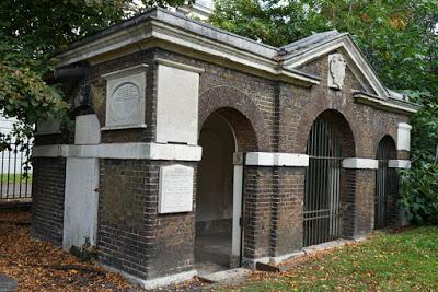 Devenport Mausoleum, Greenwich