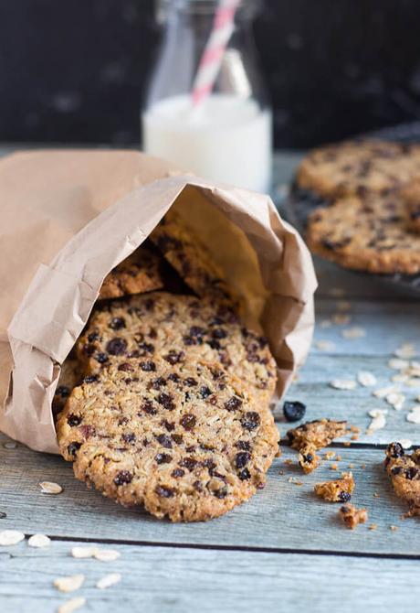 Currant & Cocoa Nib Wholegrain Cookies in under 30 Minutes