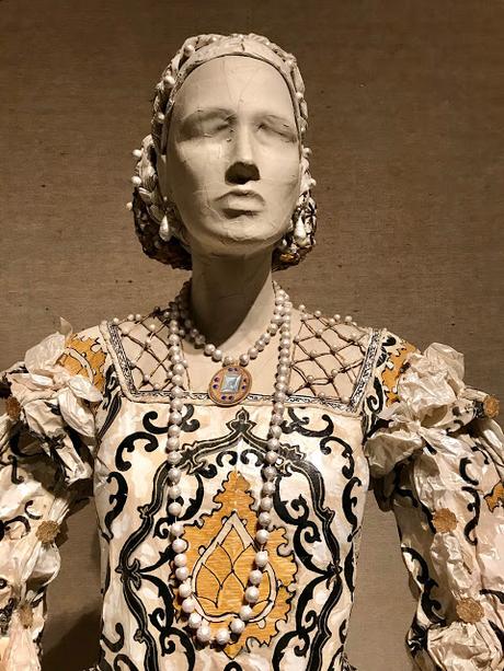Fashioning Art from Paper