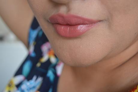 Colorbar Velvet Matte Lipstick Bare Review