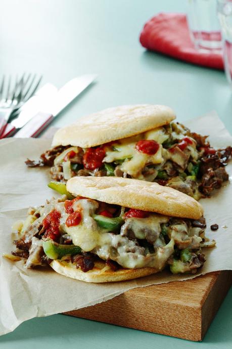 Low-carb Philly cheesesteak sandwich