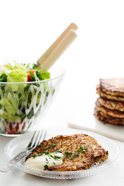 Low-carb cauliflower hash browns