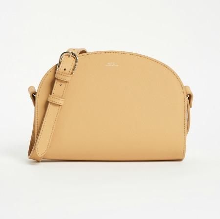 Wardrobe Essential: The Tan Bag