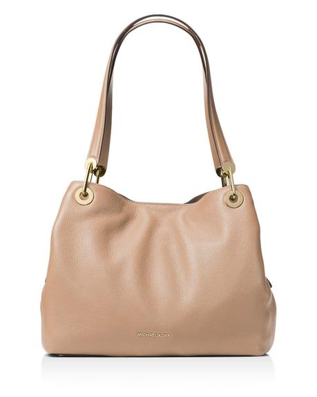 Wardrobe Essential: The Tan Bag