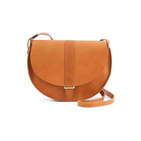 Wardrobe Essential: The Tan Bag