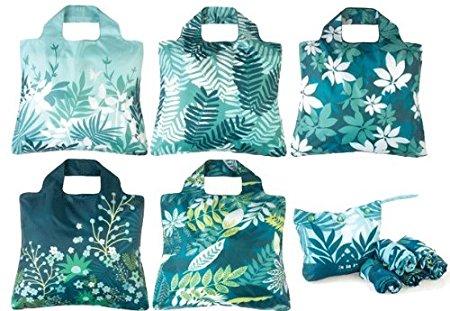 14 of the Best Eco-Friendly Christmas Gifts for Travellers That Give Back 14 of the Best Eco-Friendly Christmas Gifts for Travellers That Give Back