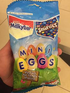 Nestle Mixed Milkybar & Smarties Mini Eggs Pouch
