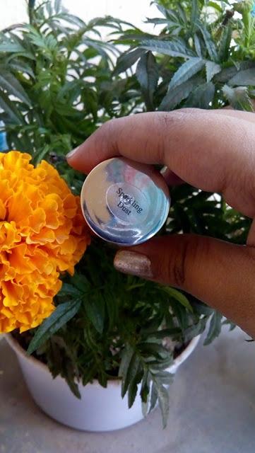 DeBelle Gel Nail Lacquer in Sparkling Dust Review