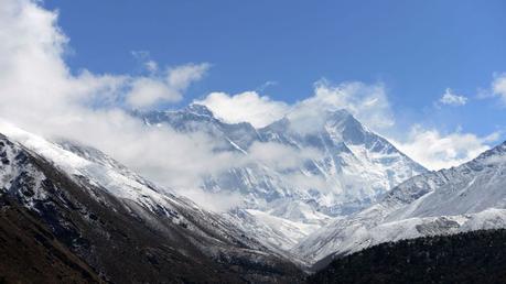 China and Nepal are Battling it Out for the Future of Everest