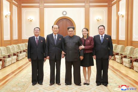 Kim Jong Un Meets High-Level Delegation
