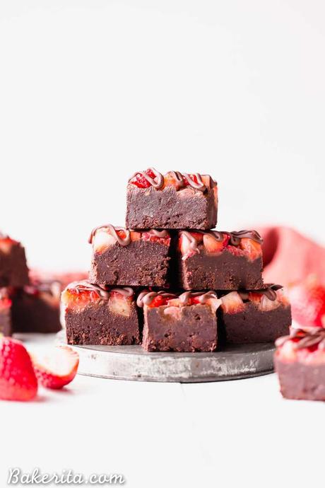 Chocolate Strawberry Fudge (Paleo + Vegan) This Chocolate Strawberry Fudge is a simple and delicious five-ingredient recipe you'll want to make over and over! It tastes just like chocolate covered strawberries, but way easier to make. There's no cooking required for this gluten-free, paleo and vegan fudge recipe.