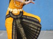 DAILY PHOTO: Dancer Yellow, Background Blue