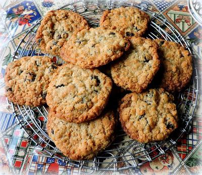 Oatmeal Raisin Cookies