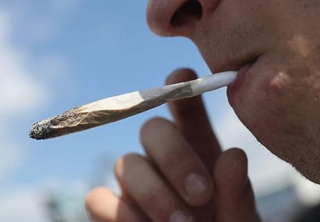 Medical Marijuana Has No Health Risks, World Health Organisation Confirms 58858UNILAD imageoptim weed featured