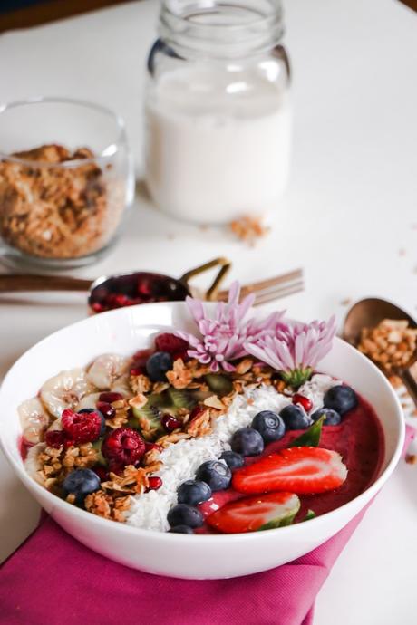 , acai berry bowl, healthy breakfast, food photography, yum, gluten free recipe, happy, colorful, foodie, easy breakfast , myriad musings 1 , acai berry bowl, healthy breakfast, food photography, yum, gluten free recipe, happy, colorful, foodie, easy breakfast , myriad musings 1