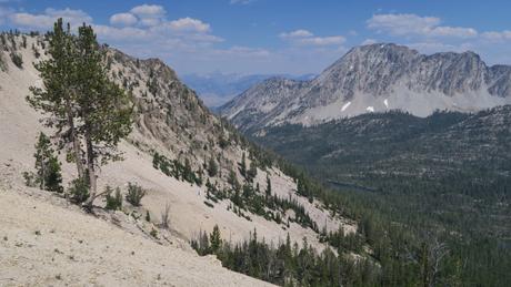 Running and Backacking in the Sawtooths: 120 Miles of Bliss