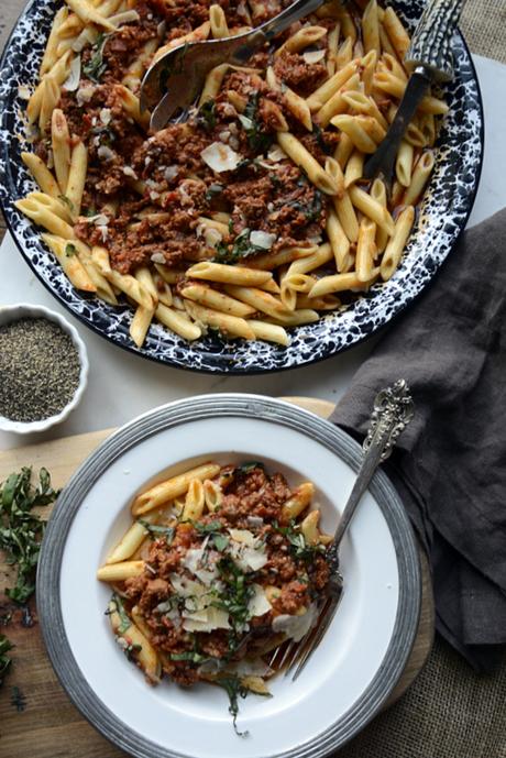 meaty pizza bolognese sauce