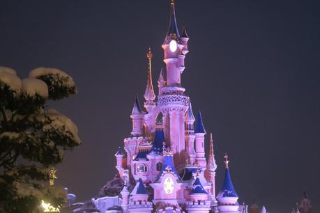 A Very Snowy Trip To Disneyland Paris