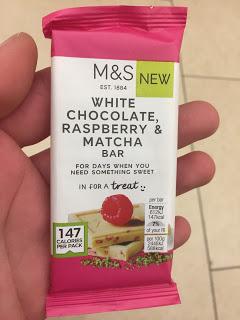 Marks & Spencer White Chocolate, Raspberry & Matcha Bar