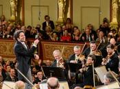 Concert Review: Cure Pomposity