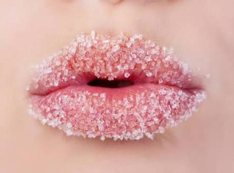 Recipes and Remedies for dry and chapped lips| DIY lip scrub
