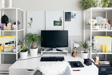 5 Desk Accessories to Keep You Stylishly Organized