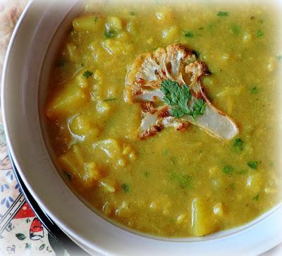Curried Cauliflower Soup