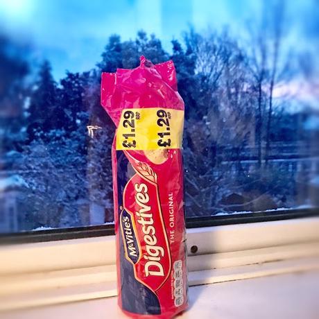 My Favourite Weather Moment From Yesterday's #LondonSnow #BeastFromTheEast