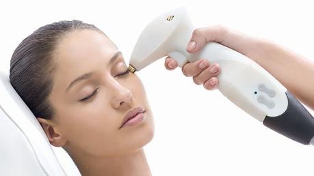 HOME SERVICES FOR FACE AND FULL BODY BRIGHTENING TREATMENT HOME SERVICES FOR FACE AND FULL BODY BRIGHTENING TREATMENT