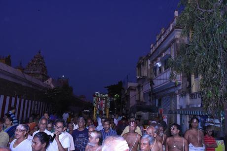 moksha deepam at Thiruvallikkeni # sidhi of Sri HH Pujyasri Jayendra Saraswathi Swamigal