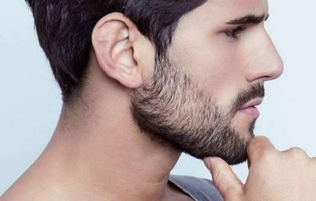 Four Essential Benefits Of Combing Your Beard