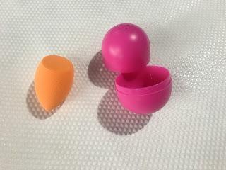 How To Store Beauty Blender For Travel To Prevent It From Getting Moulded