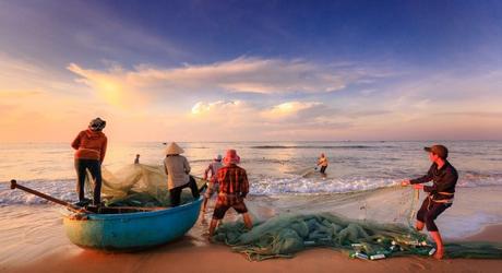 Asia travel deals: Fishermen