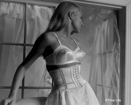 1940s-Fashion---Waist-Pinchers-1949 1940s-Fashion---Waist-Pinchers-1949d