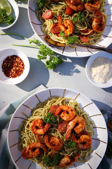 shrimp pesto pasta, green spaghetti, gluten free pasta, seafood, shrimp, st patricks day special, vegan, pesto pasta, food blogger, myriad musings