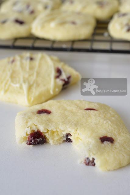 easy melt-in-your-mouth gluten free cranberry chocolate shortbread 