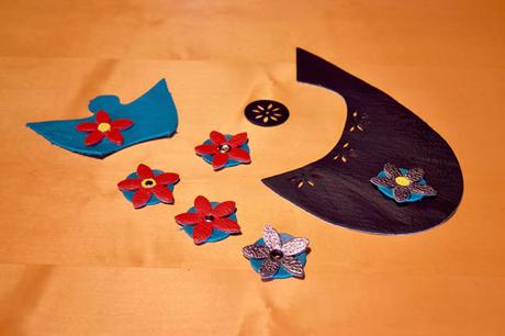 diy-leather-flower-buttons