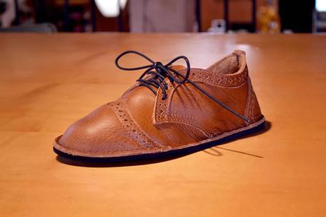 diy-hand-tooled-leather-shoe