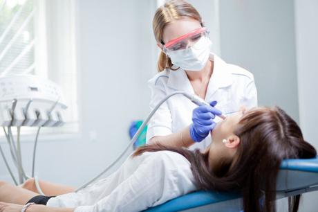 What Are the Signs That Root Canal Therapy Is Needed?