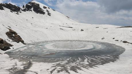 Bhrigu Lake